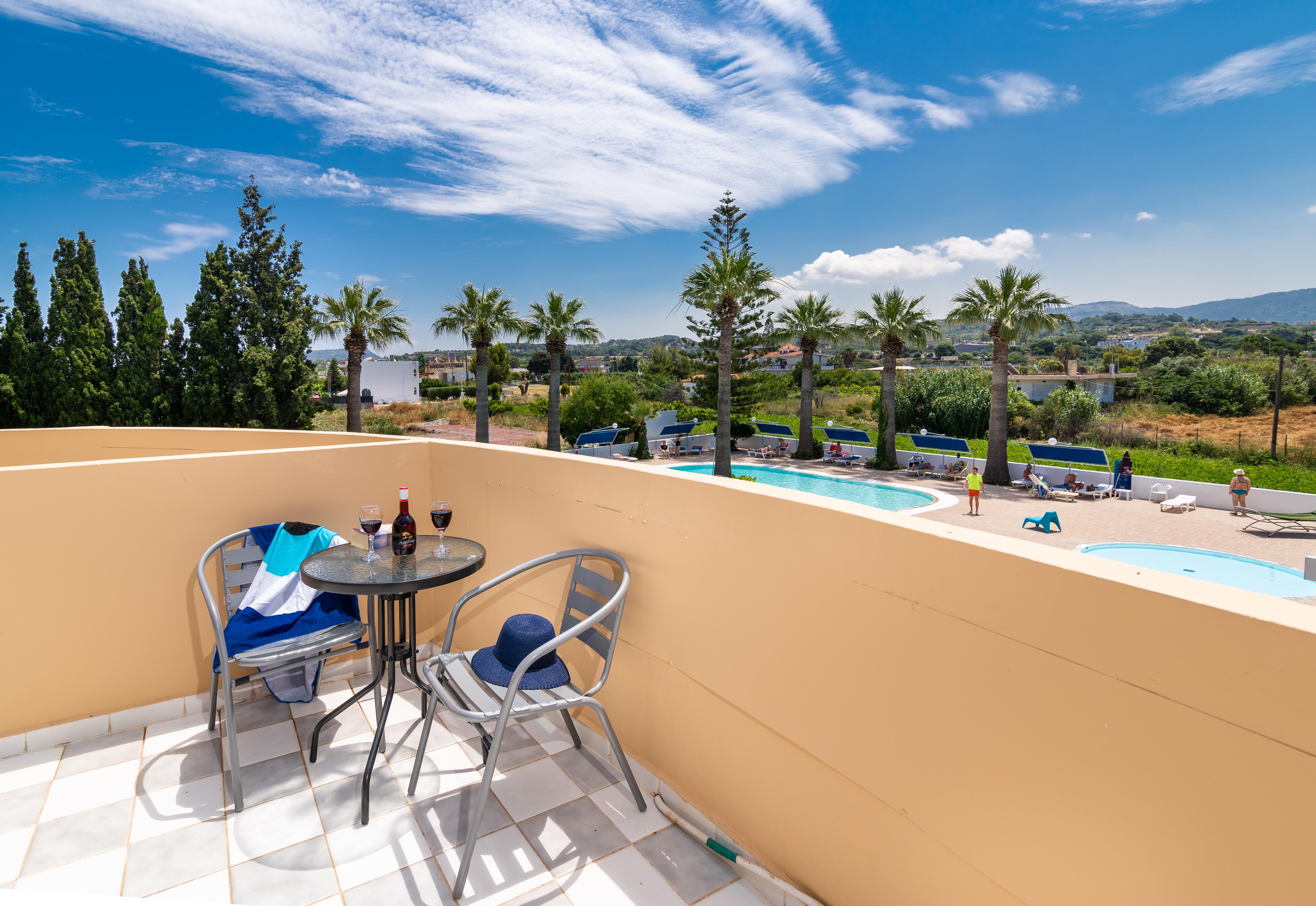 Sabina Hotel Theológos Екстериор снимка