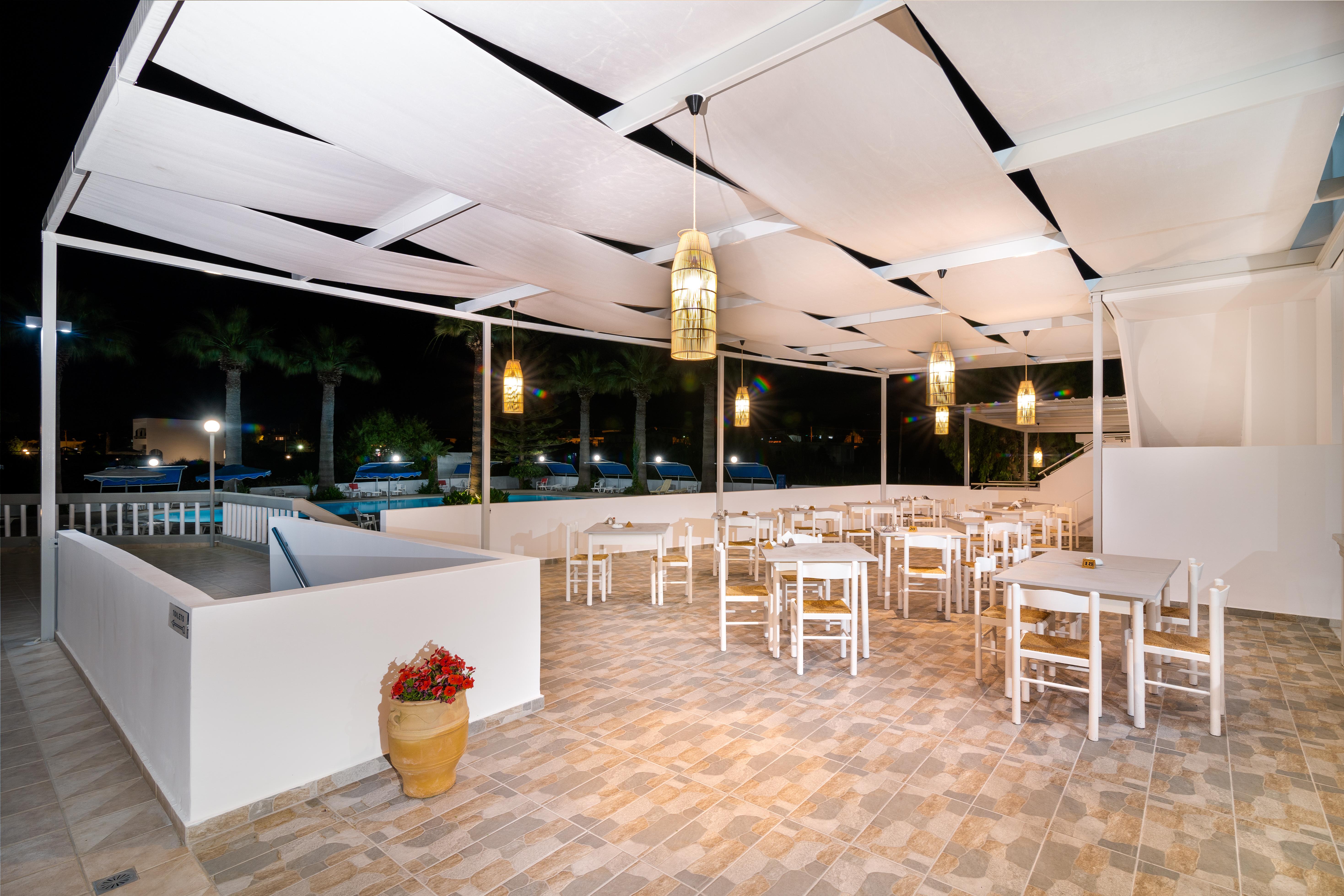 Sabina Hotel Theológos Екстериор снимка