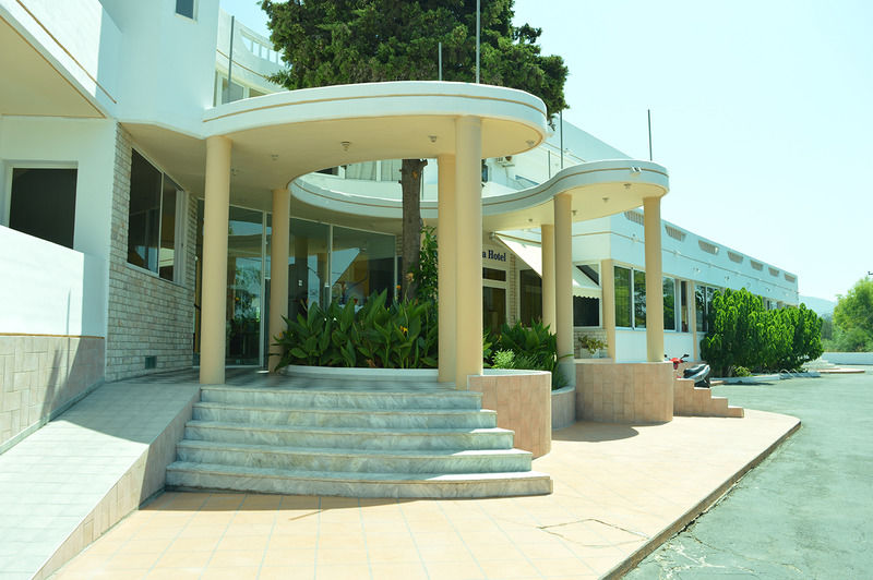 Sabina Hotel Theológos Екстериор снимка